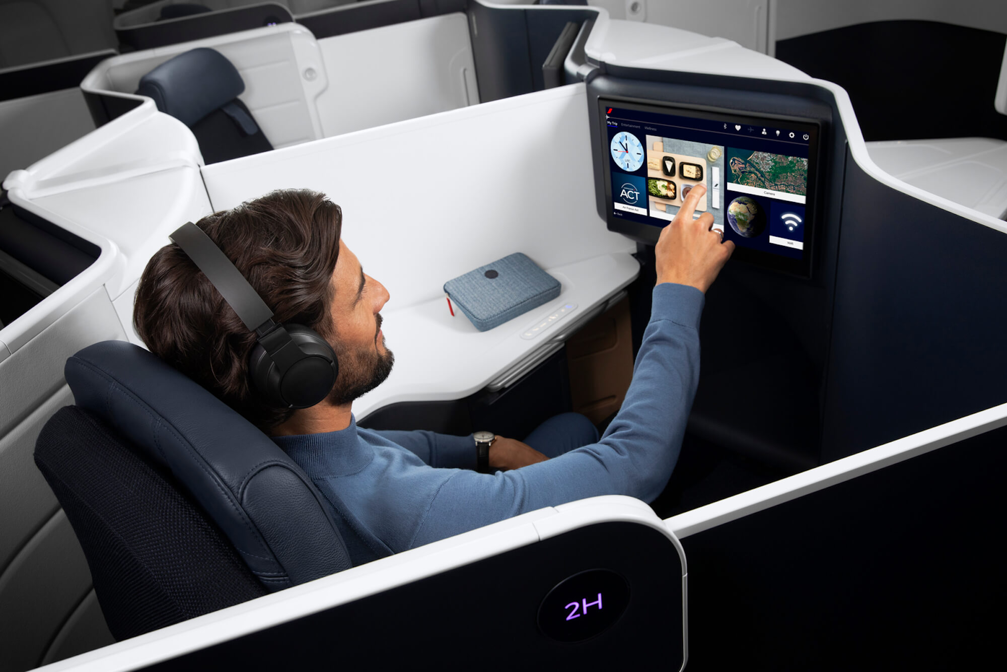 Passengers can enjoy a 17.3-inch 4K screen, noise-reducing headphones, Bluetooth connection, and wireless charger in Air France's new business class cabin. Photo by Air France.