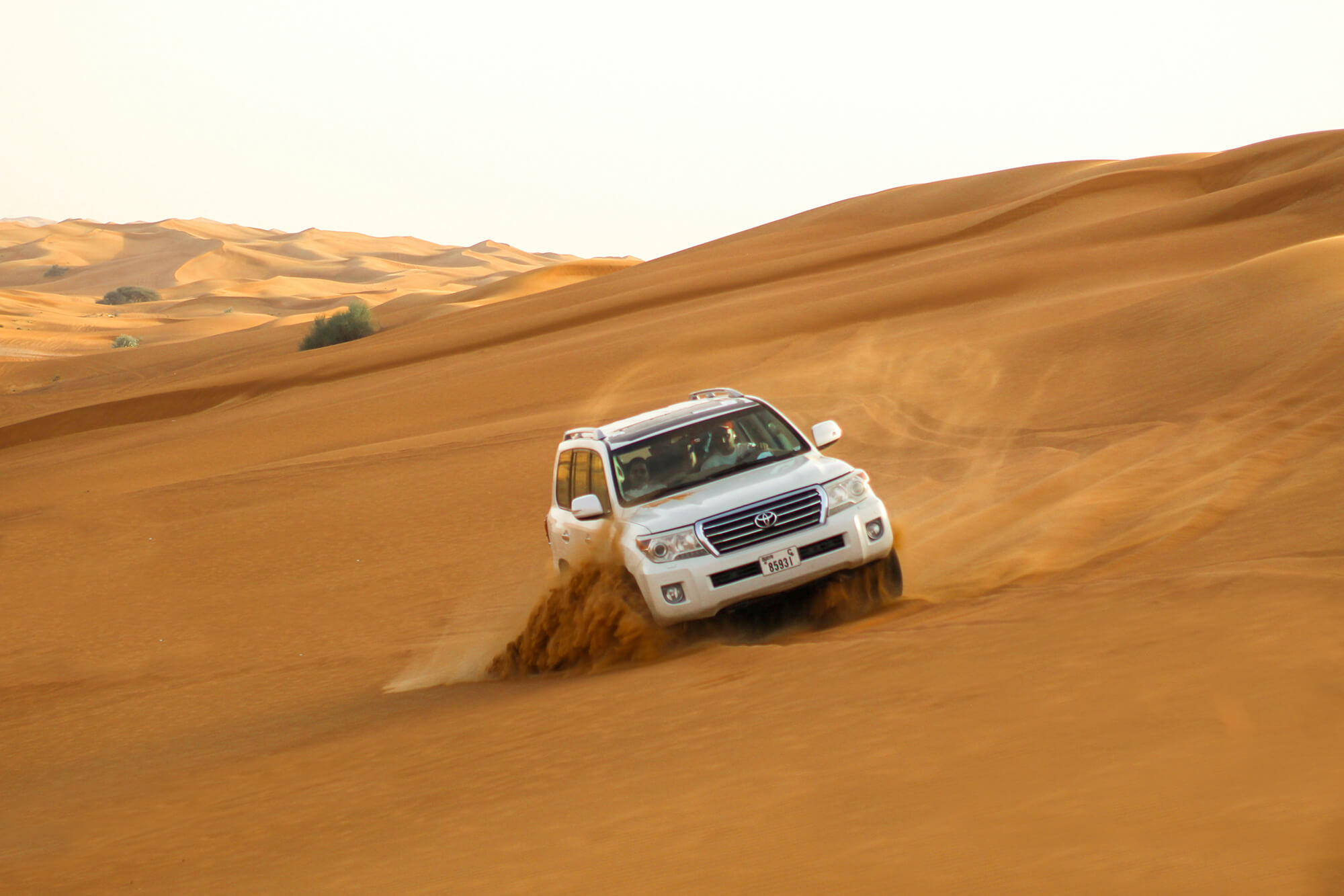 4x4 Adventure Safari in Dubai's Vast Desert 