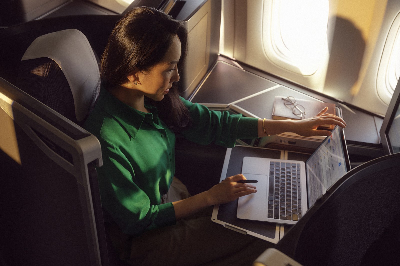 British Airways Club Suite Business Class cabin on the Boeing 777. Photo by British Airways.