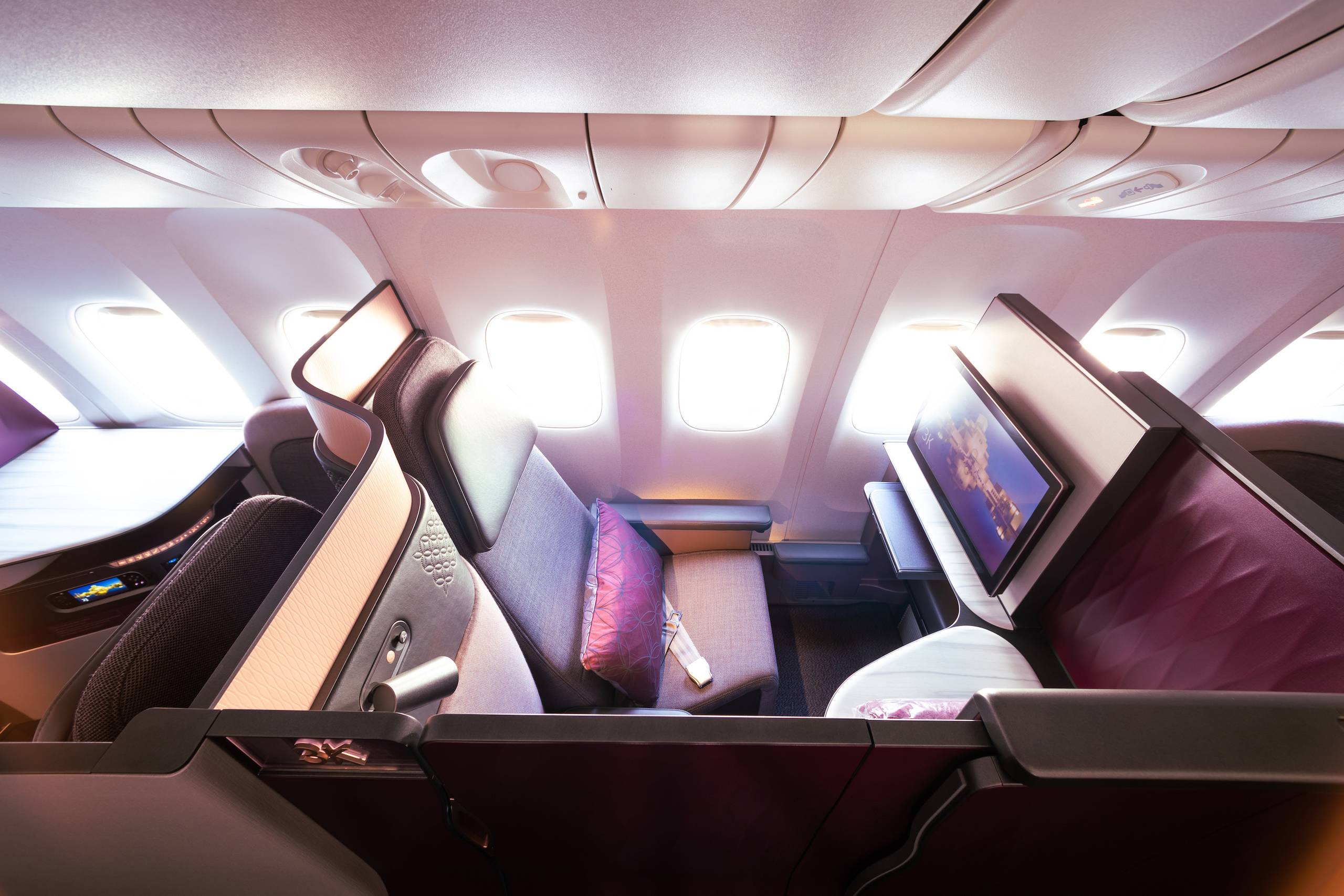 Qatar Airways business class - Qsuite - Best Business Class Airlines