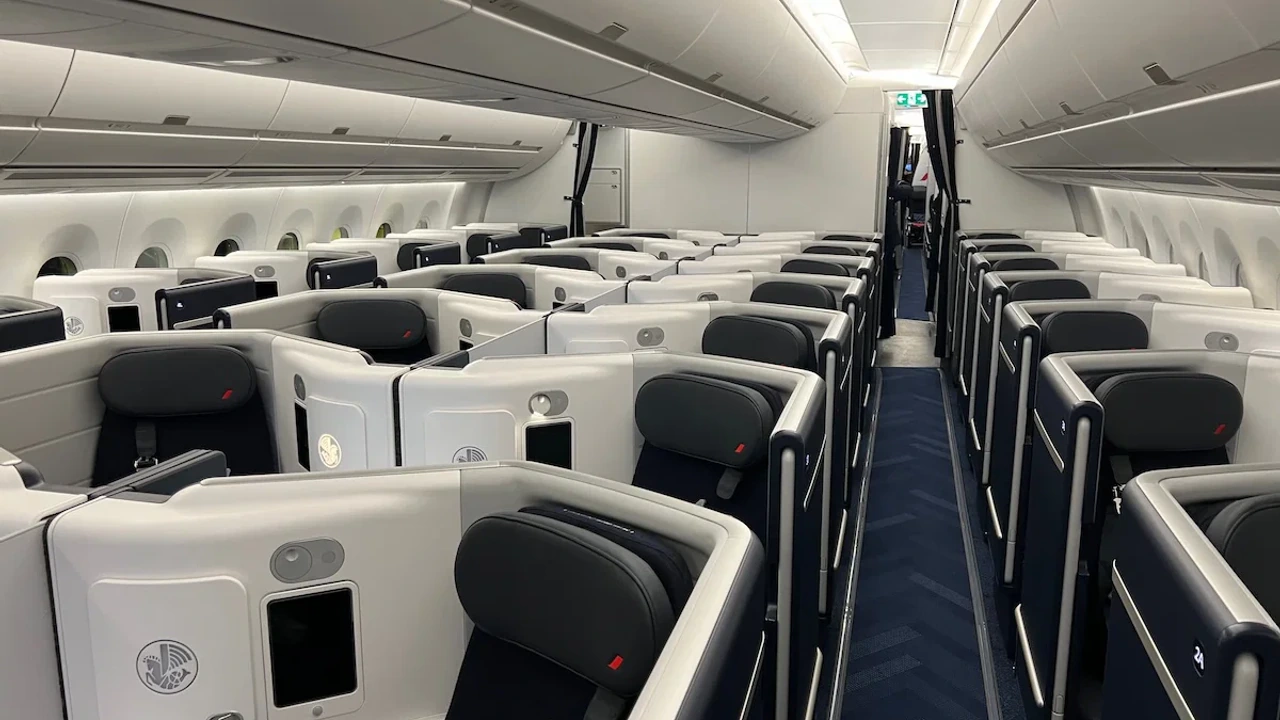 Air France Airbus A350-900 business class cabin with sliding doors